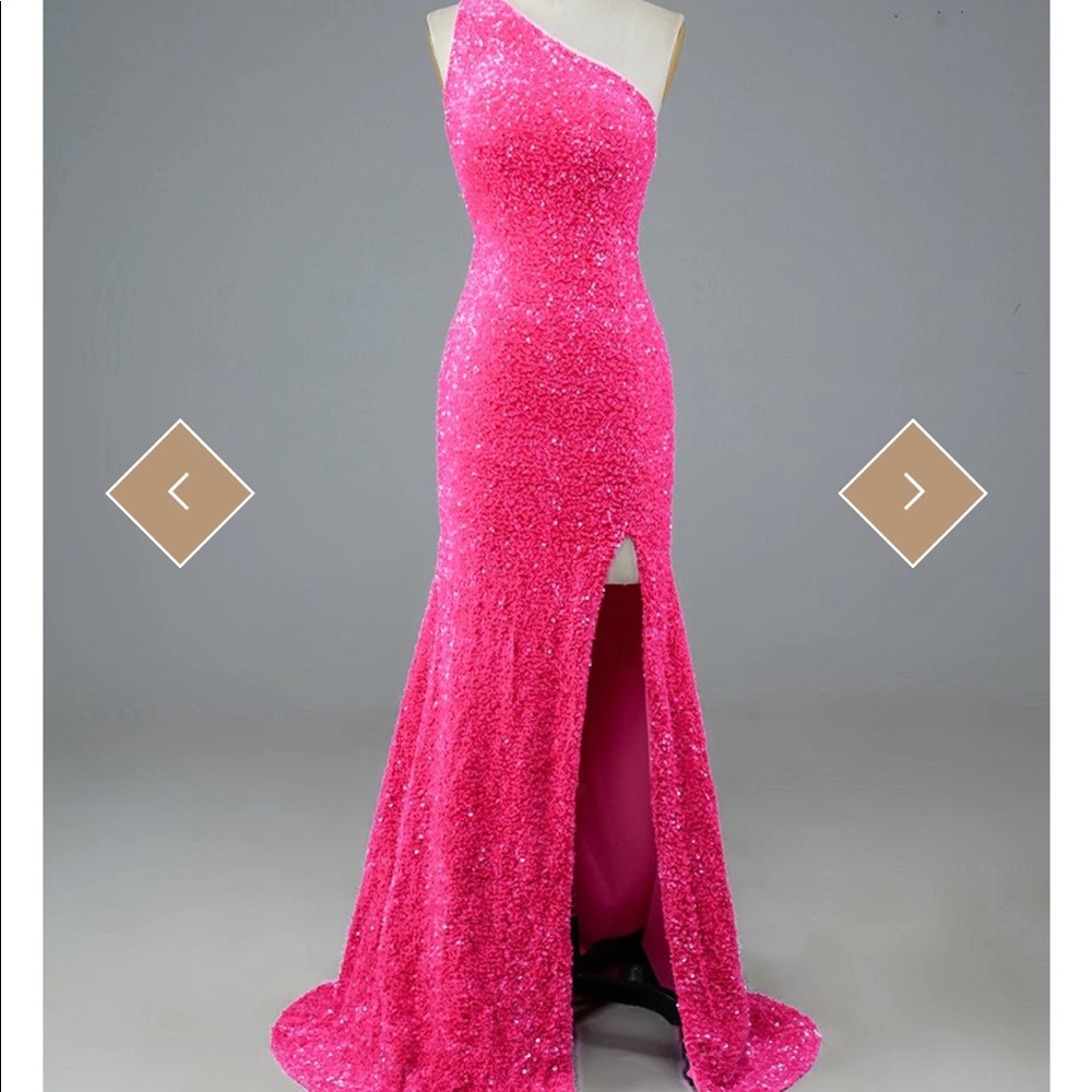 PROM DRESS